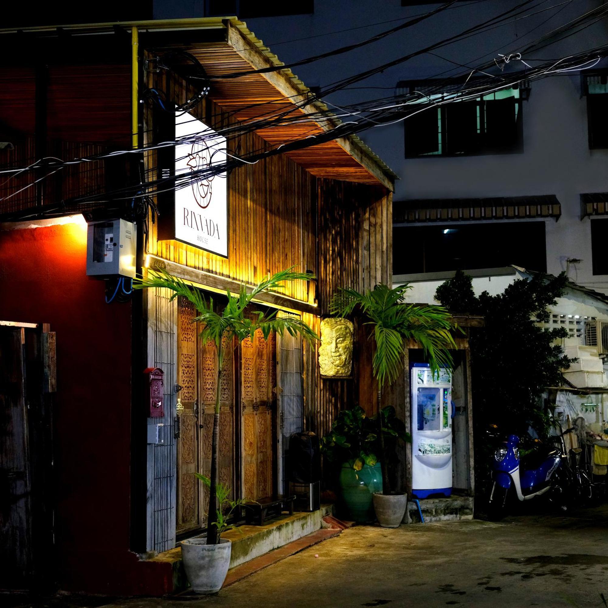 Villa Rinvada House Bangkok Esterno foto